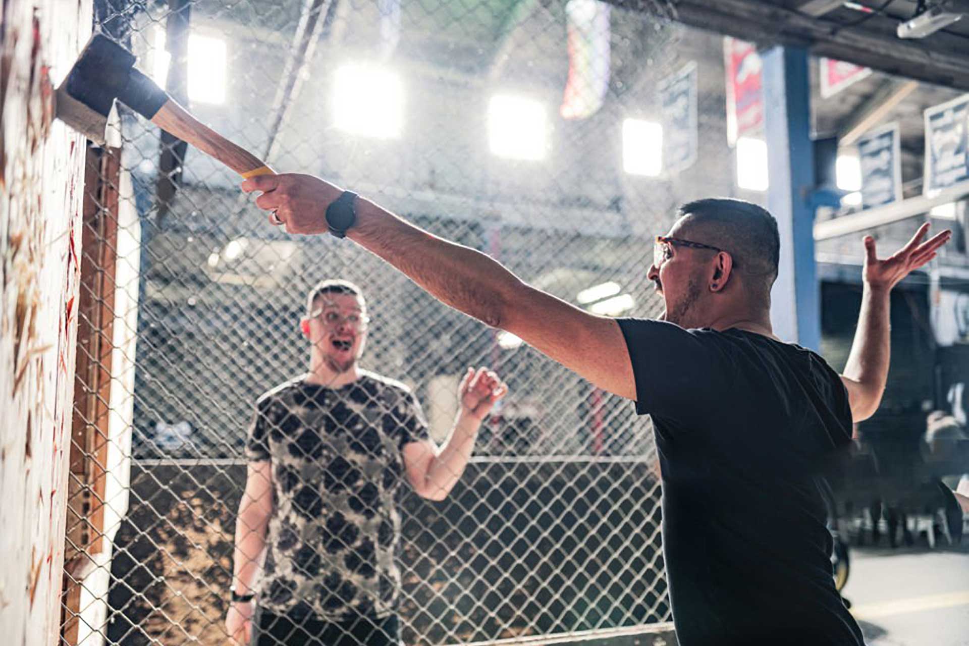 reservations-epic-axe-throwing